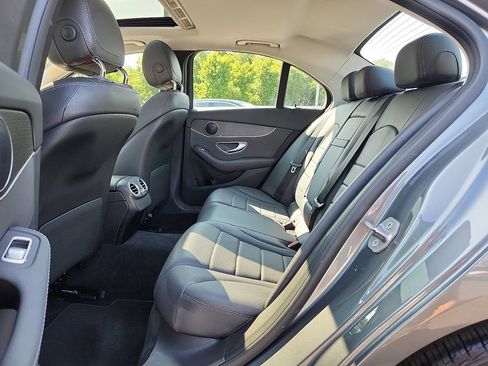 Used 2020 Mercedes-Benz C 300 4MATIC Sedan image 17