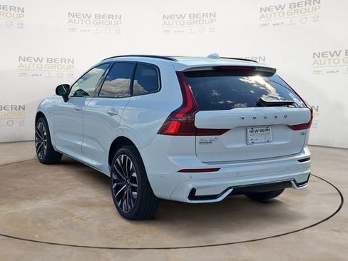 New 2026 Volvo XC60 T8 Ultra w/ Protection Package Premier AWD/4WD image 3