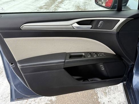 Used 2018 Ford Fusion S image 9