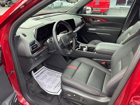 Used 2024 Chevrolet Traverse RS w/ LPO, Floor Liner Package image 11