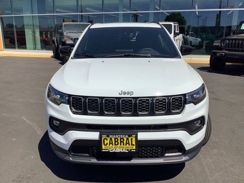 New 2025 Jeep Compass Latitude w/ Sun & Sound Group image 4