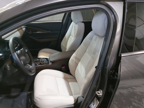 Used 2022 MAZDA CX-30 AWD 2.5 S w/ Premium Package image 16