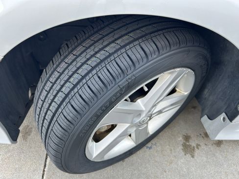 Used 2014 Toyota Camry SE FWD image 10