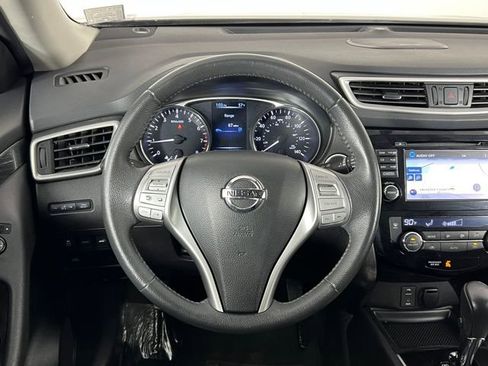 Used 2016 Nissan Rogue SL image 23