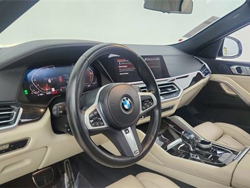 Used 2023 BMW X6 xDrive40i w/ Executive Package image 20