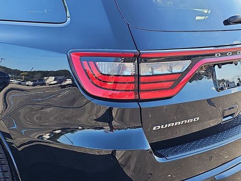 Used 2024 Dodge Durango GT image 39