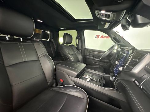 Used 2024 RAM 2500 Limited AWD/4WD image 44