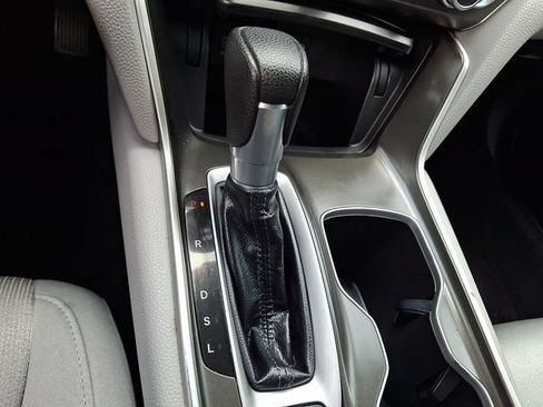 Used 2018 Honda Accord LX image 16
