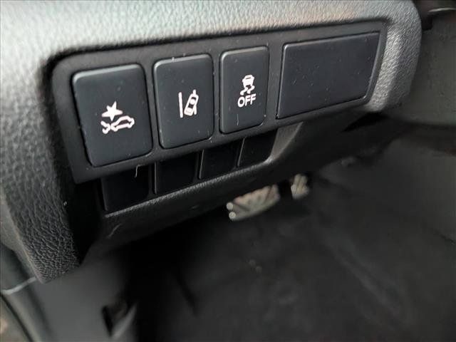 Used 2022 Mitsubishi Eclipse Cross LE FWD image 26