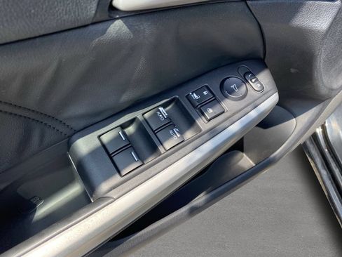 Used 2010 Honda Accord EX-L image 16