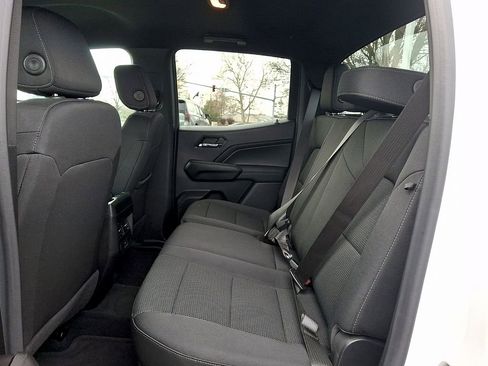 Used 2024 Chevrolet Colorado LT image 10