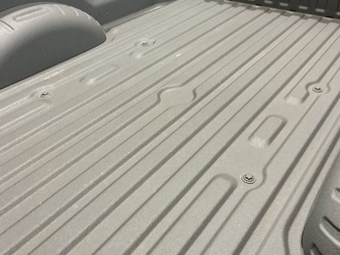 Used 2025 Ford F250 XL w/ 360-Degree Camera Package image 21