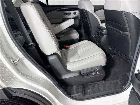 Used 2024 Honda Pilot EX-L image 15