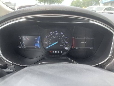 Used 2019 Ford Fusion SEL FWD image 14