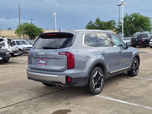 Used 2025 Kia Telluride S image 5