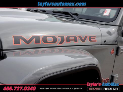 Used 2022 Jeep Gladiator Mojave w/ LED Lighting Group AWD/4WD image 39