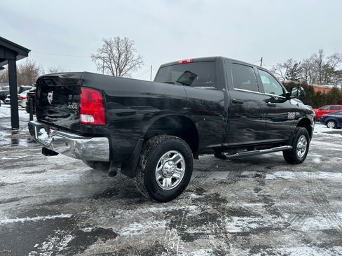 Used 2018 RAM 2500 Tradesman w/ Chrome Appearance Group image 10