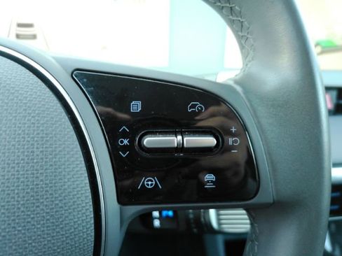Used 2022 Hyundai Ioniq 5 SE image 37