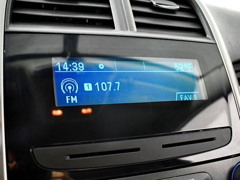 Used 2013 Chevrolet Malibu LS image 25