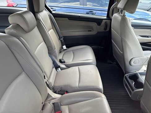 Used 2019 Honda Odyssey EX-L image 6