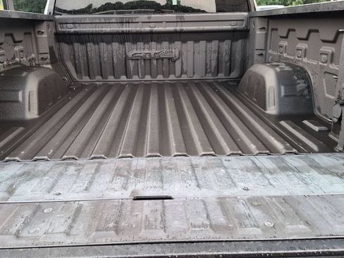 Used 2021 GMC Sierra 1500 AT4 w/ Driver Alert Package I AWD/4WD image 22