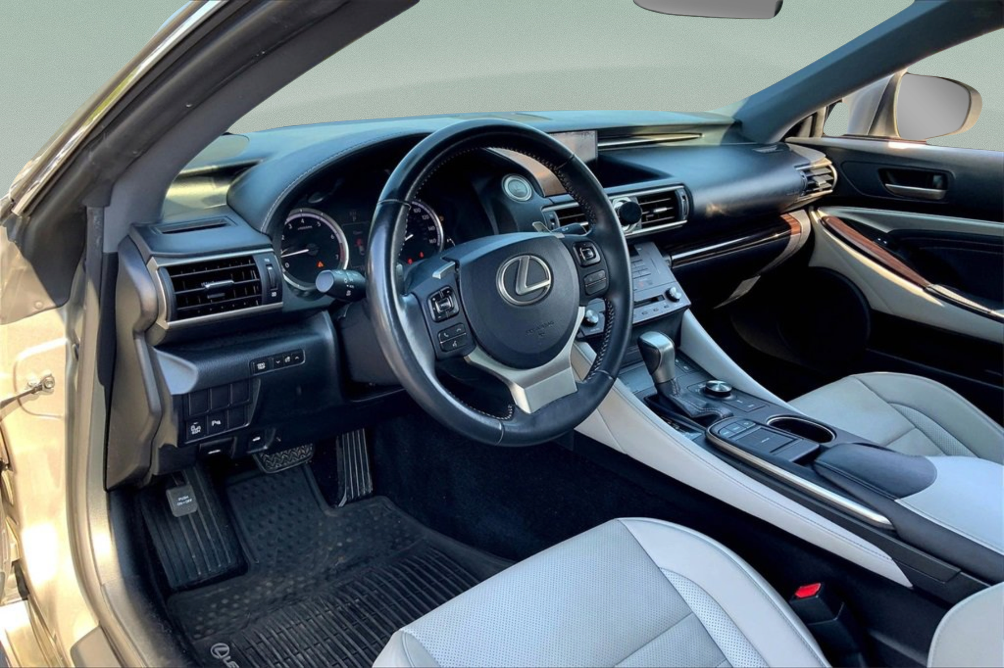 Used 2015 Lexus RC 350 w/ Navigation System Package RWD image 13