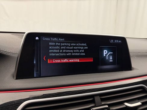 Used 2019 BMW 750i xDrive w/ M Sport Package image 28