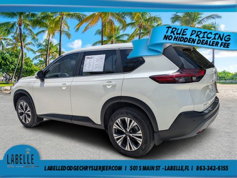 Used 2023 Nissan Rogue SV FWD image 5