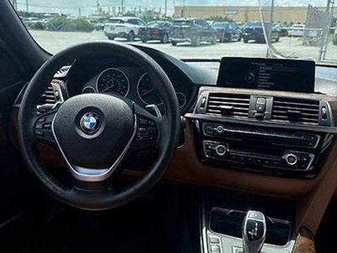 Used 2016 BMW 328i xDrive Sedan AWD/4WD image 15