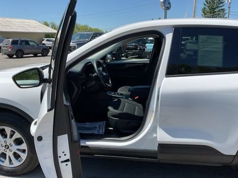 Used 2025 Ford Escape Active AWD/4WD image 26