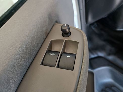 Used 2024 GMC Savana 2500 w/ Driver Convenience Package image 26