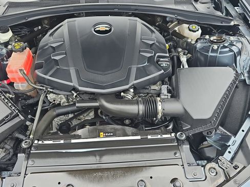 Used 2021 Chevrolet Camaro LT w/ RS Package image 30