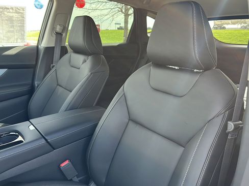 New 2025 Nissan Murano SL image 11