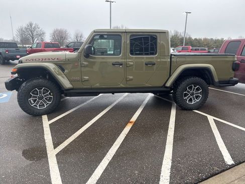 New 2026 Jeep Gladiator Mojave image 6