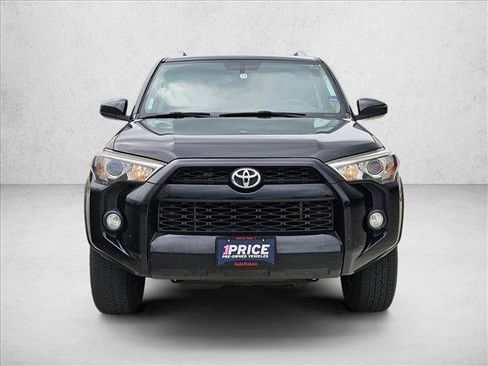 Used 2018 Toyota 4Runner SR5 RWD image 2