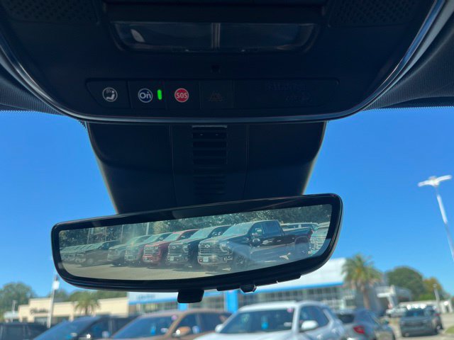 Used 2026 Buick Enclave Avenir w/ Super Cruise Package FWD image 35