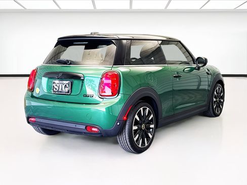 Used 2022 MINI Cooper SE image 4