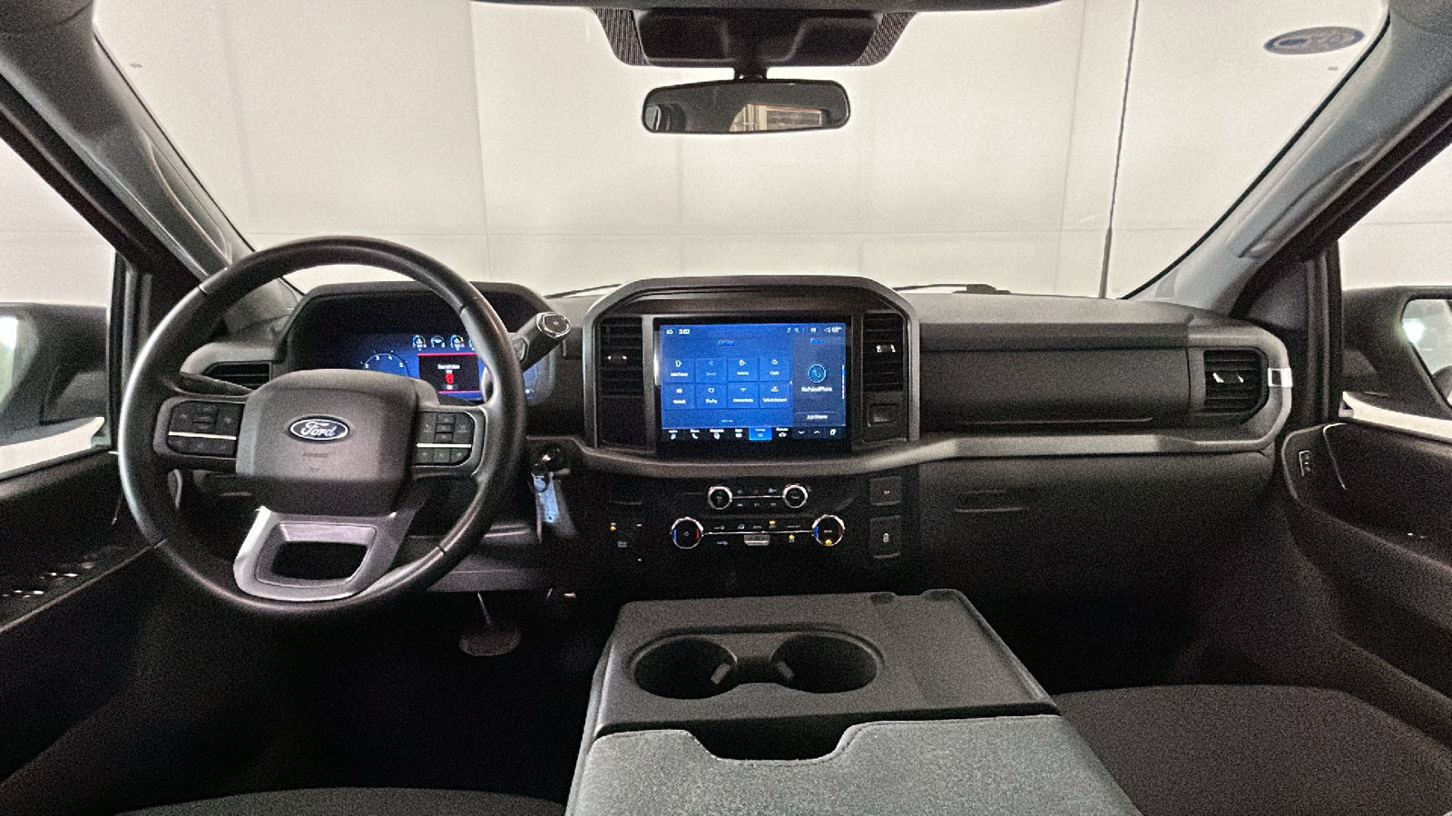 Used 2025 Ford F150 XLT w/ Equipment Group 301A Standard AWD/4WD image 30