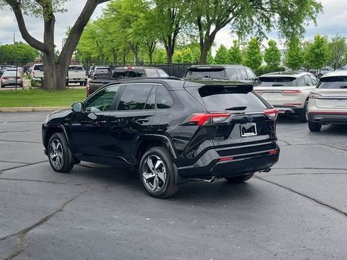 Used 2024 Toyota RAV4 SE w/ Weather & Moonroof Package AWD/4WD image 3
