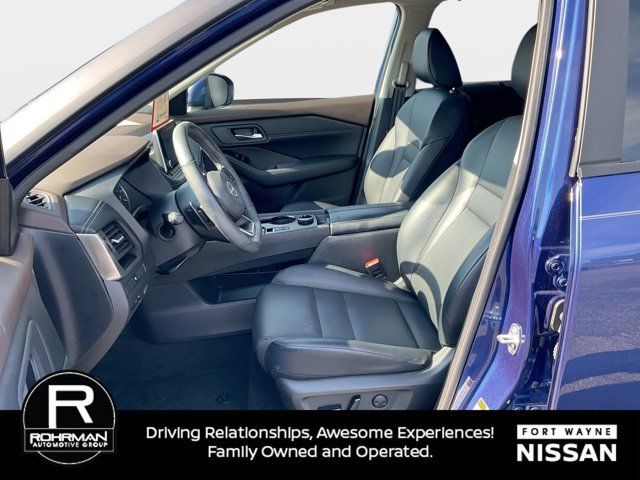 Used 2023 Nissan Rogue SV w/ SV Premium B Package AWD/4WD image 13