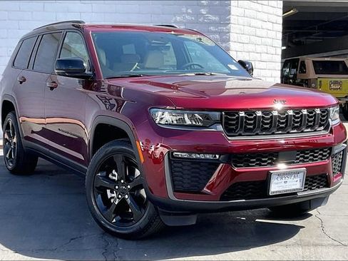 New 2026 Jeep Grand Cherokee L Limited w/ Limited Altitude Package AWD/4WD image 14