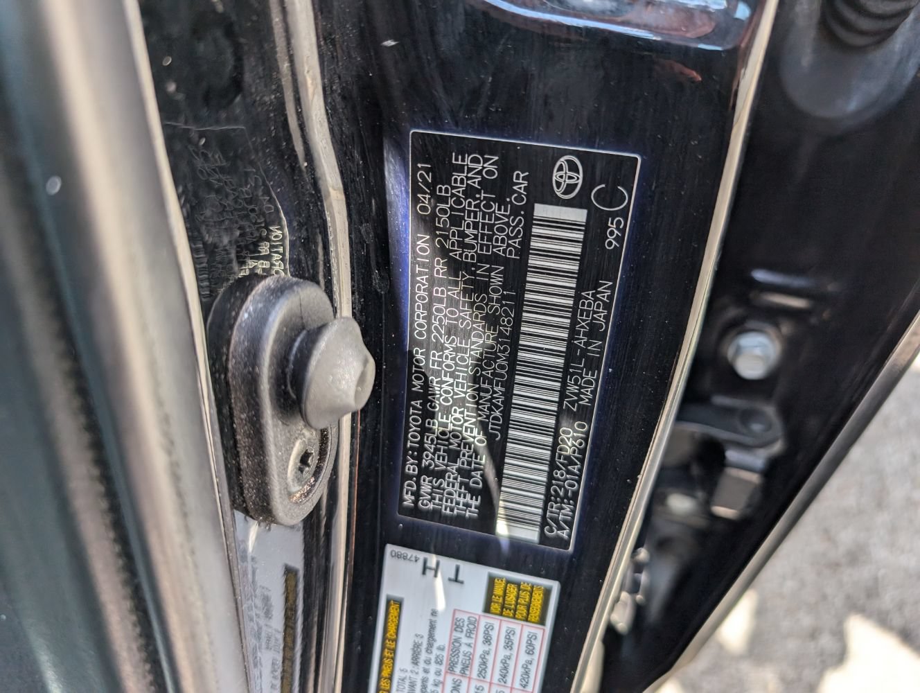 Used 2021 Toyota Prius LE FWD image 25
