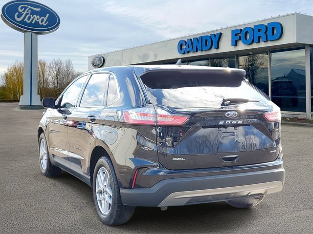 Used 2024 Ford Edge SEL w/ Convenience Package AWD/4WD image 3