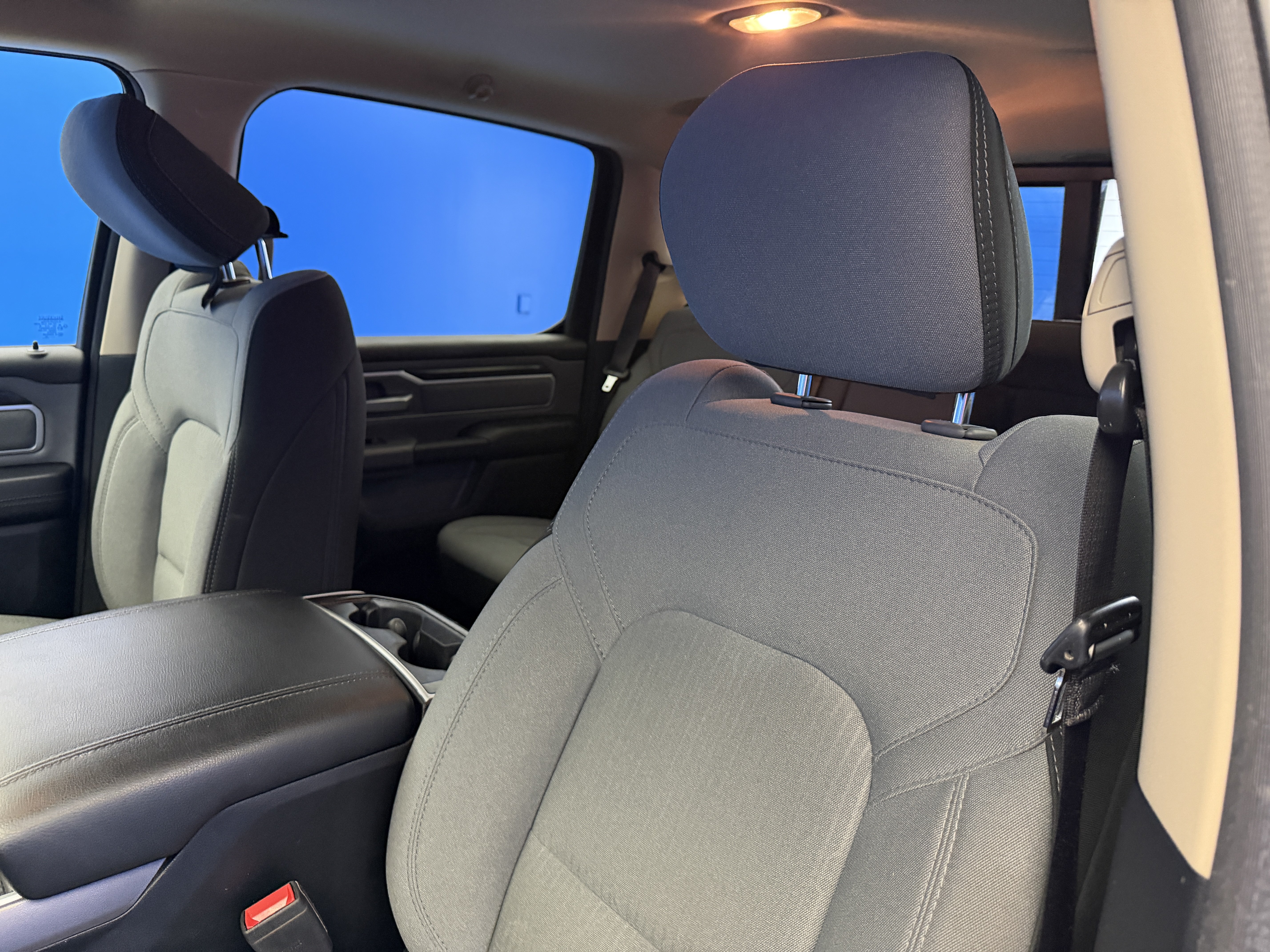 Used 2020 RAM 1500 Big Horn AWD/4WD image 9