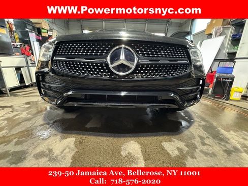 Used 2020 Mercedes-Benz GLC 300 4MATIC Coupe image 2