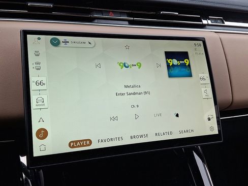 Used 2024 Land Rover Range Rover Sport Dynamic SE image 21