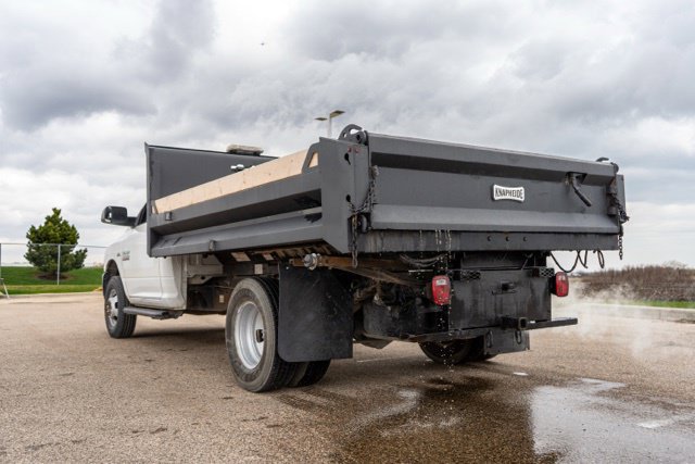 Used 2018 RAM 3500 Tradesman RWD image 5