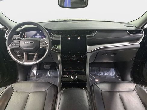 Certified 2023 Jeep Grand Cherokee L Limited image 9