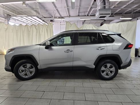 Certified 2022 Toyota RAV4 XLE w/ Convenience Package image 12