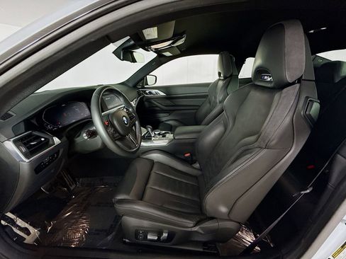 Certified 2022 BMW M4 Competition w/ Executive Package image 22